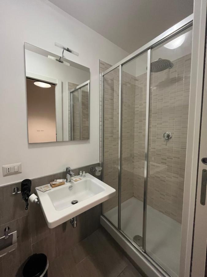 Etruska Porta Pia Guesthouse Рим Екстериор снимка