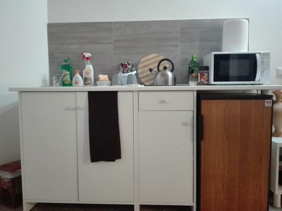 Etruska Porta Pia Guesthouse Рим Екстериор снимка